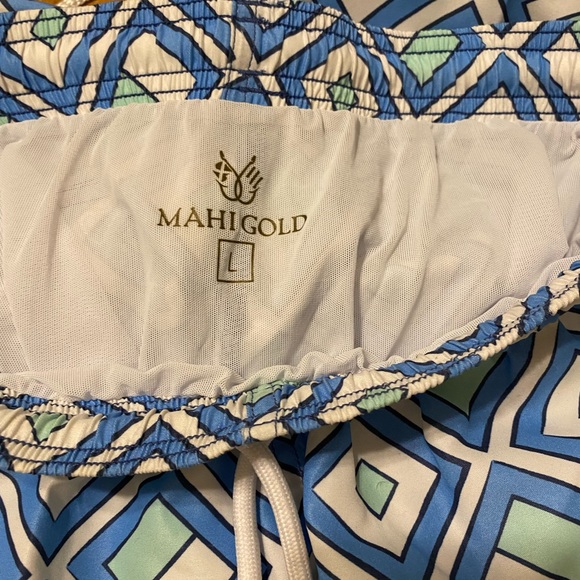 Men’s Mahi Gold swim shorts. - Picture 4 of 5
